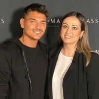 ch stehe mit meinem Mentor, dem berühmten Make-up Artist Mario Dedivanovic.